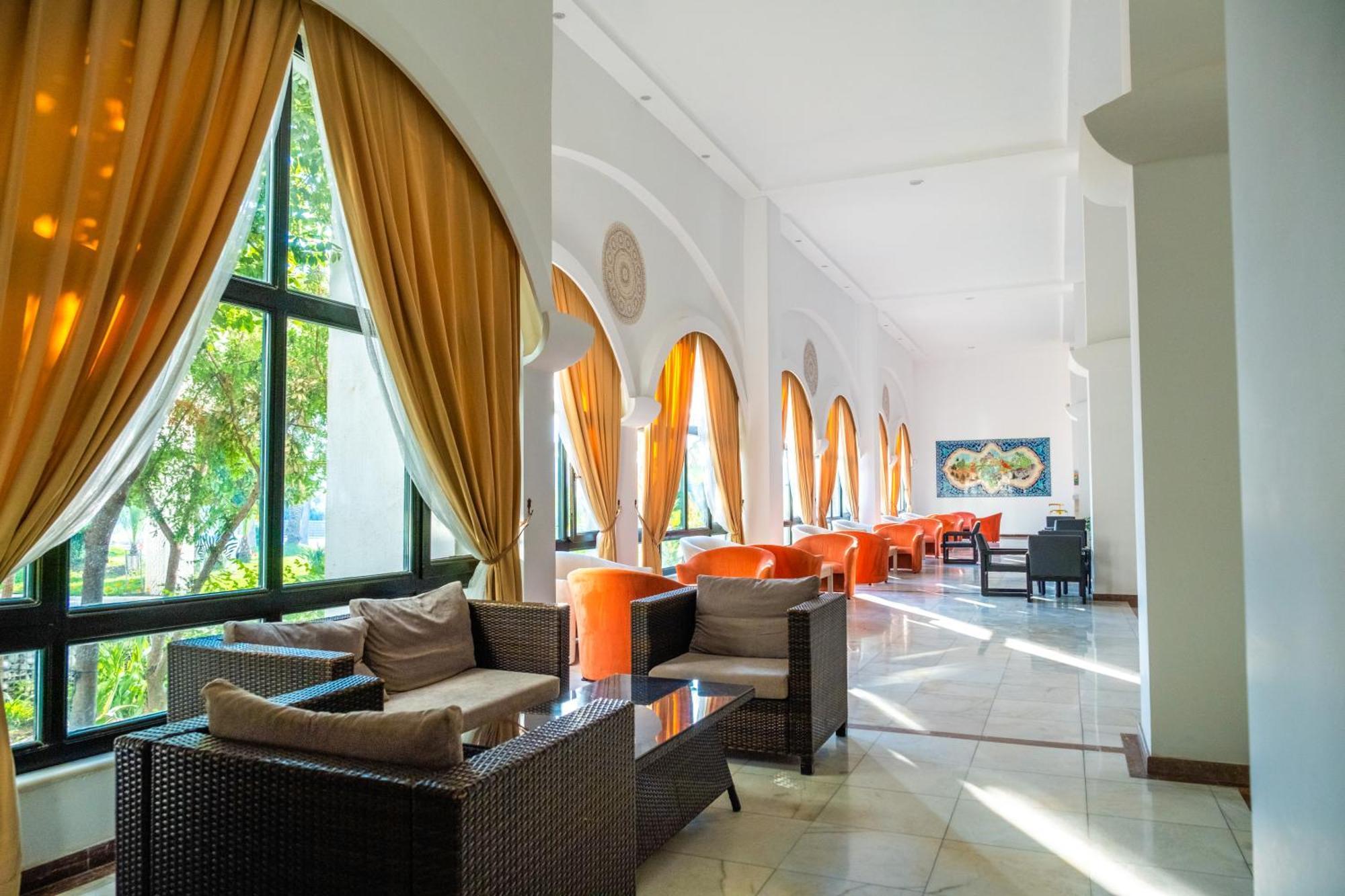 Sural Hotel Side Buitenkant foto